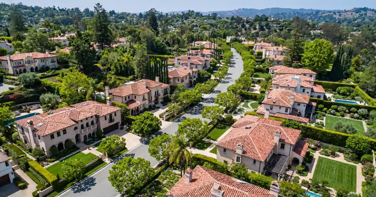 Upscale Beverly Hills street where the Menendez brothers house is located